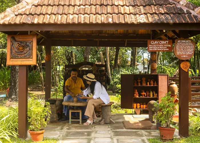Coconut Lagoon Kumarakom - A Cgh Earth Experience